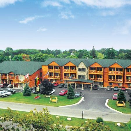 Super 8 By Wyndham Bridgeview Of Mackinaw City Extérieur photo