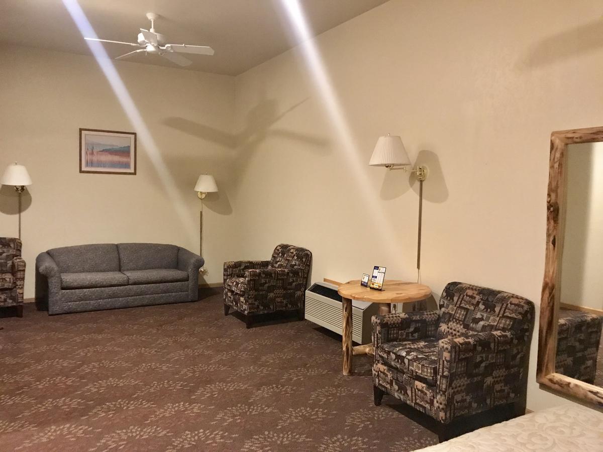 Super 8 By Wyndham Bridgeview Of Mackinaw City Extérieur photo